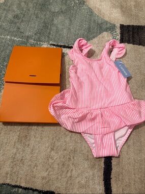 NWT 2-3T Swimsuit One piece 🩱